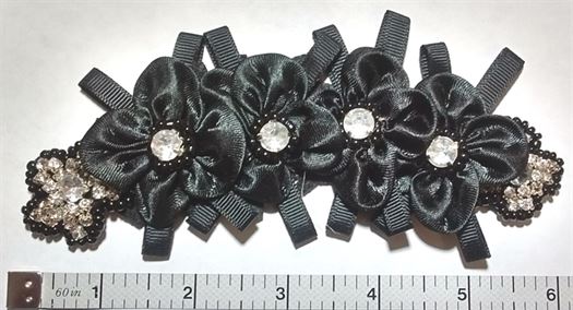 AP33 - Ribbon Applique